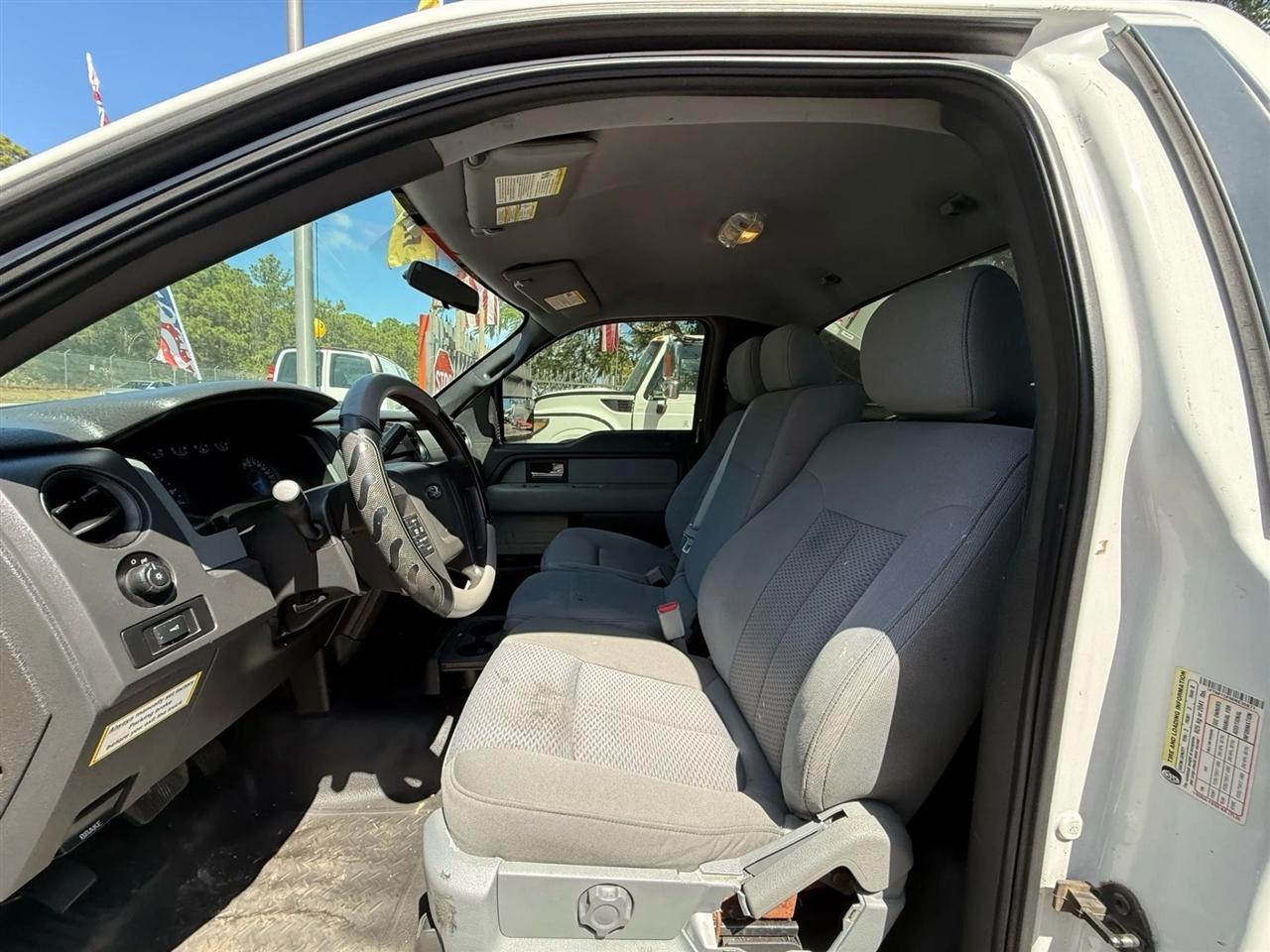 Ford F-150 XL 8-ft. Bed 2WD 2013