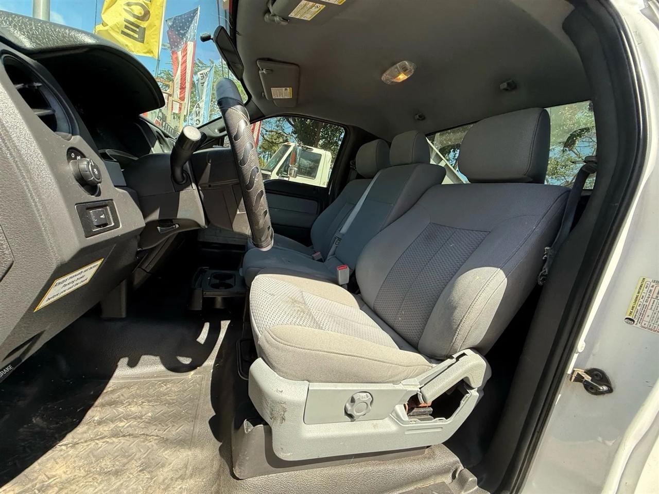 Ford F-150 XL 8-ft. Bed 2WD 2013