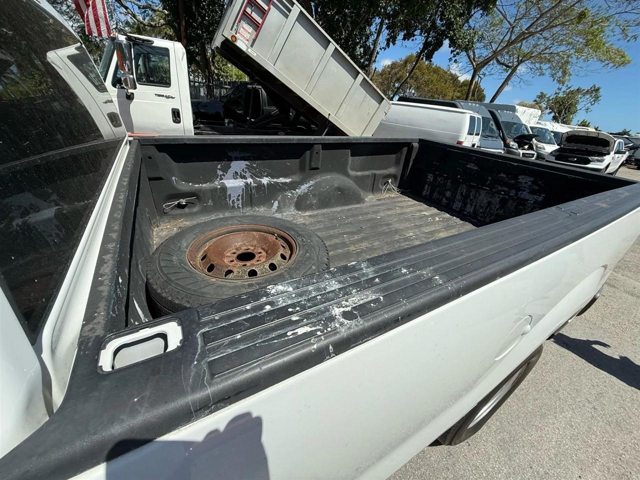 Ford F-150 XL 8-ft. Bed 2WD 2013