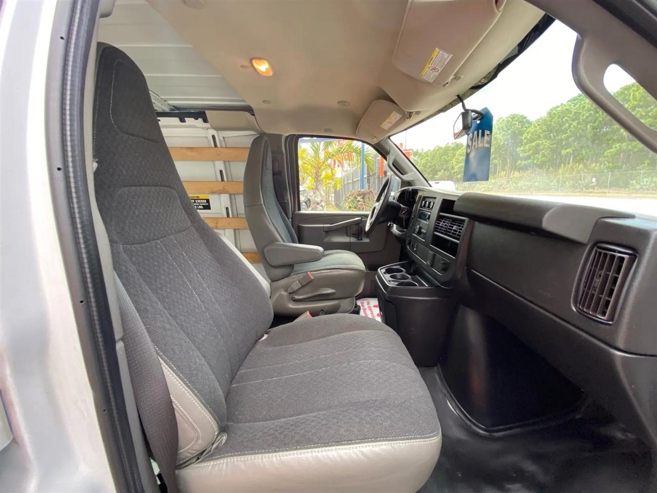 GMC Savana G2500 Cargo 2021