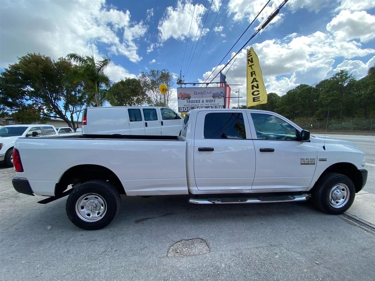 RAM 2500 Tradesman Crew Cab LWB 4WD 2017