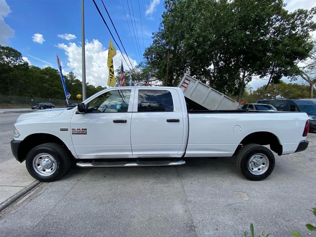 RAM 2500 Tradesman Crew Cab LWB 4WD 2017