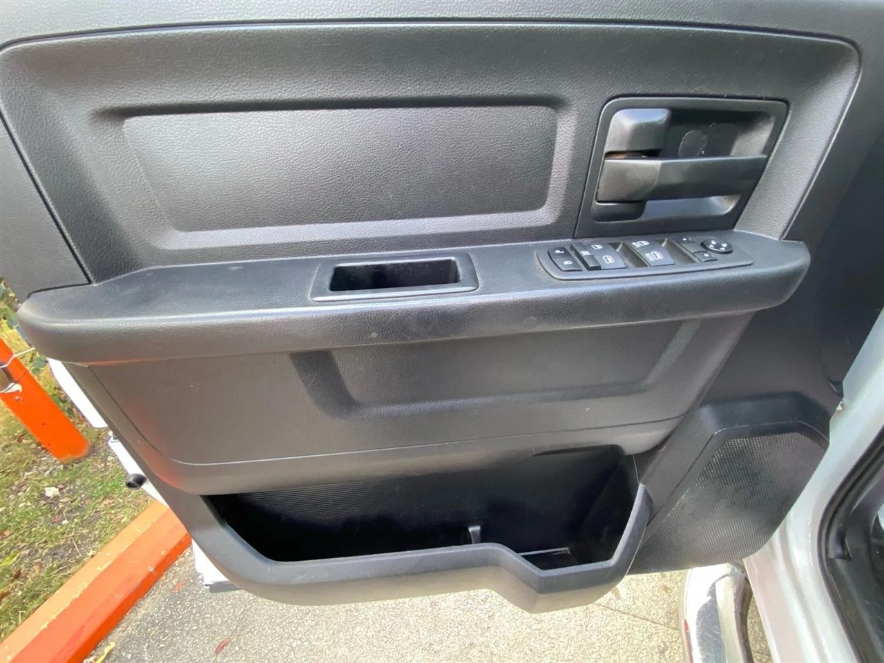 RAM 2500 Tradesman Crew Cab LWB 4WD 2017