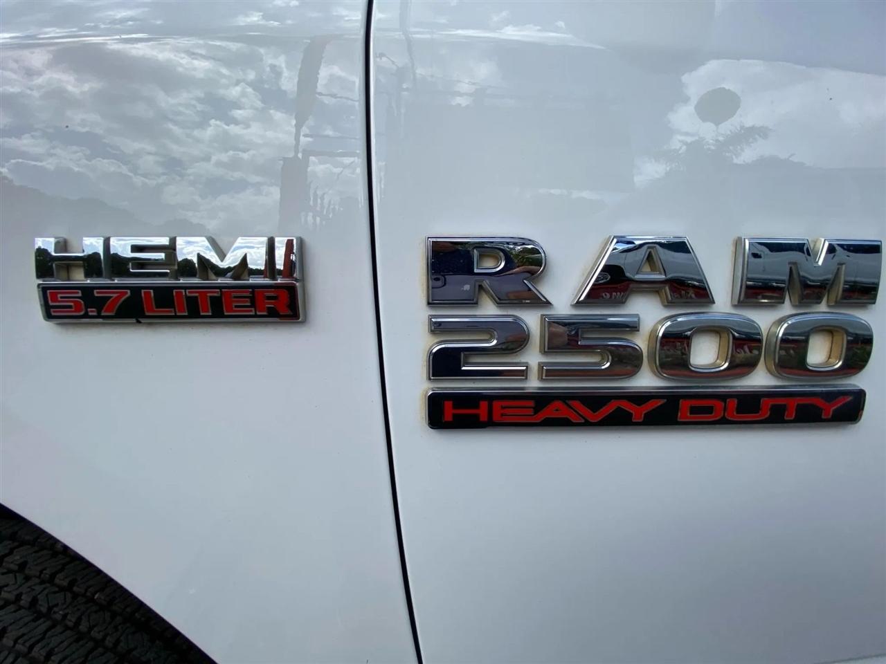 RAM 2500 Tradesman Crew Cab LWB 4WD 2017