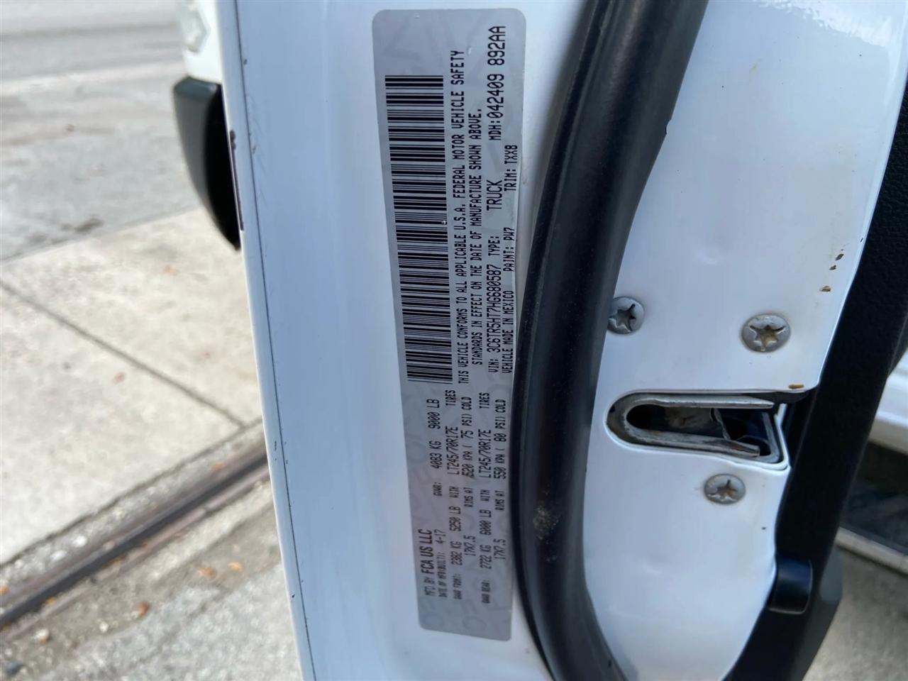 RAM 2500 Tradesman Crew Cab LWB 4WD 2017