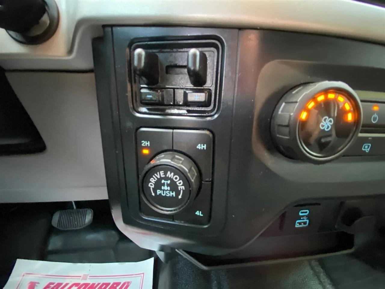 Ford F-150 XL SuperCrew 5.5-ft. Bed 4WD 2022