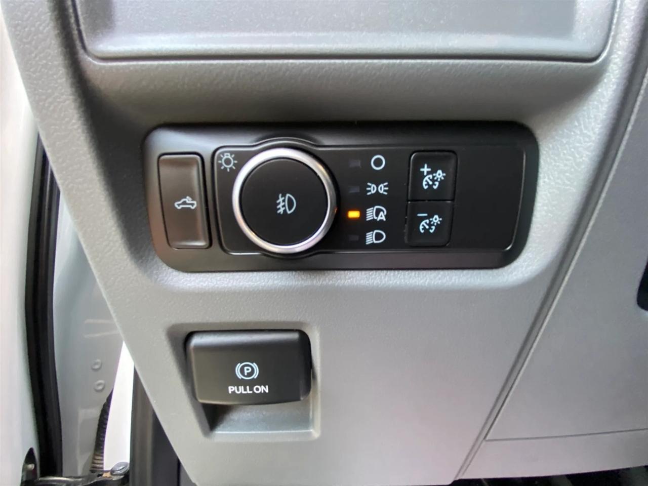 Ford F-150 XL SuperCrew 5.5-ft. Bed 4WD 2022