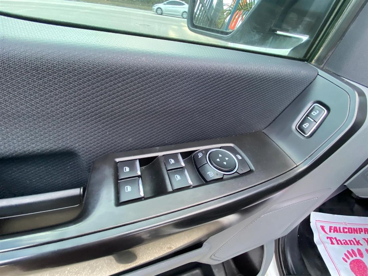 Ford F-150 XL SuperCrew 5.5-ft. Bed 4WD 2022