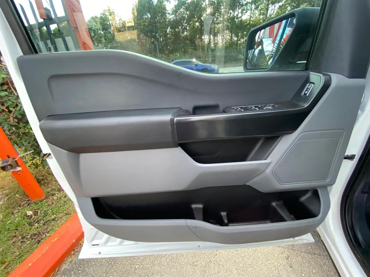 Ford F-150 XL SuperCrew 5.5-ft. Bed 4WD 2022