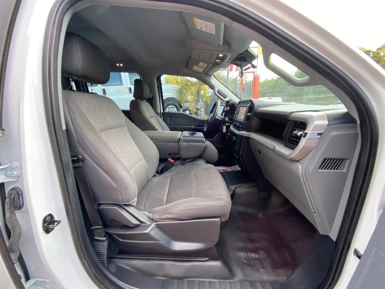 Ford F-150 XL SuperCrew 5.5-ft. Bed 4WD 2022