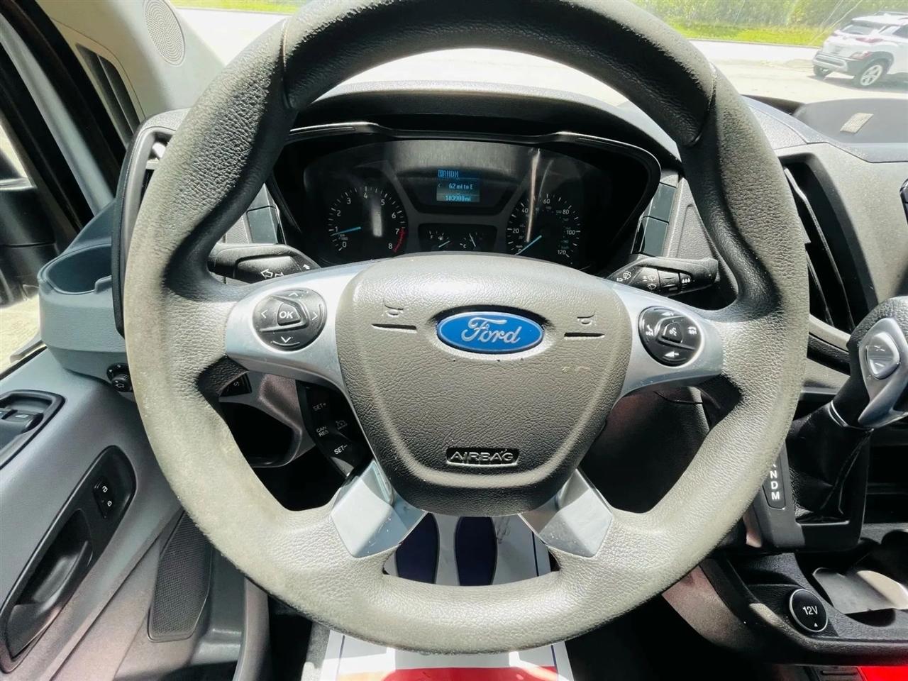 Ford Transit 250 Van Med. Roof w/Sliding Pass. 130-in. WB 2019