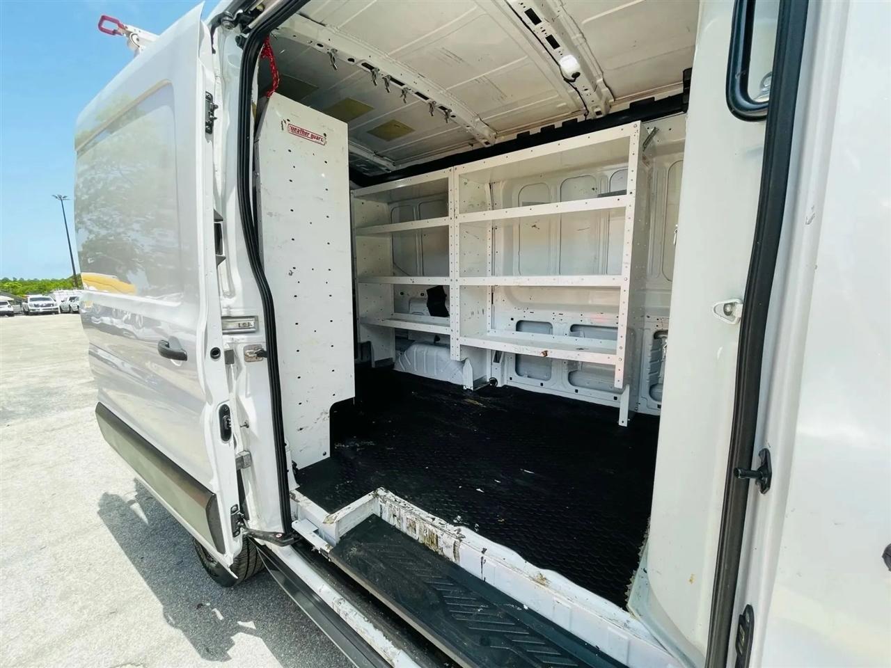Ford Transit 250 Van Med. Roof w/Sliding Pass. 130-in. WB 2019