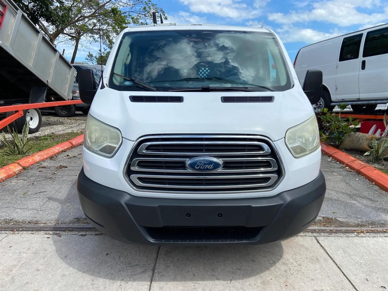 Ford Transit 250 Van Low Roof 60/40 Pass.130-in. WB 2016