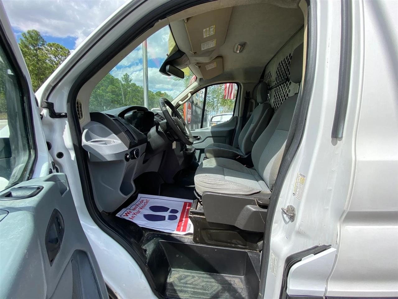 Ford Transit 250 Van Low Roof 60/40 Pass.130-in. WB 2016