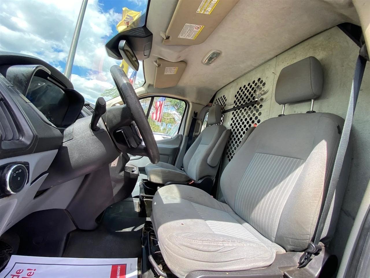 Ford Transit 250 Van Low Roof 60/40 Pass.130-in. WB 2016