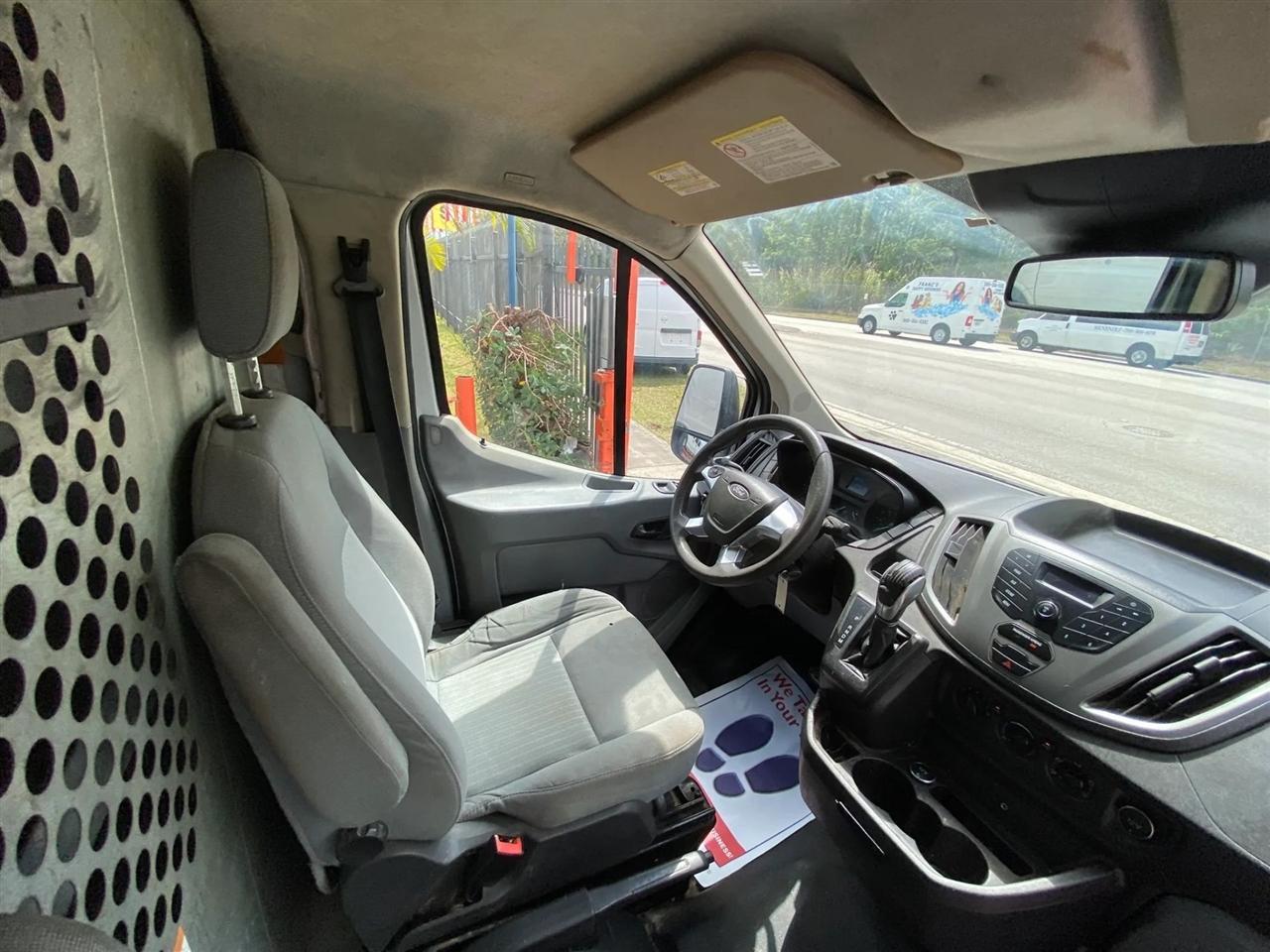 Ford Transit 250 Van Low Roof 60/40 Pass.130-in. WB 2016