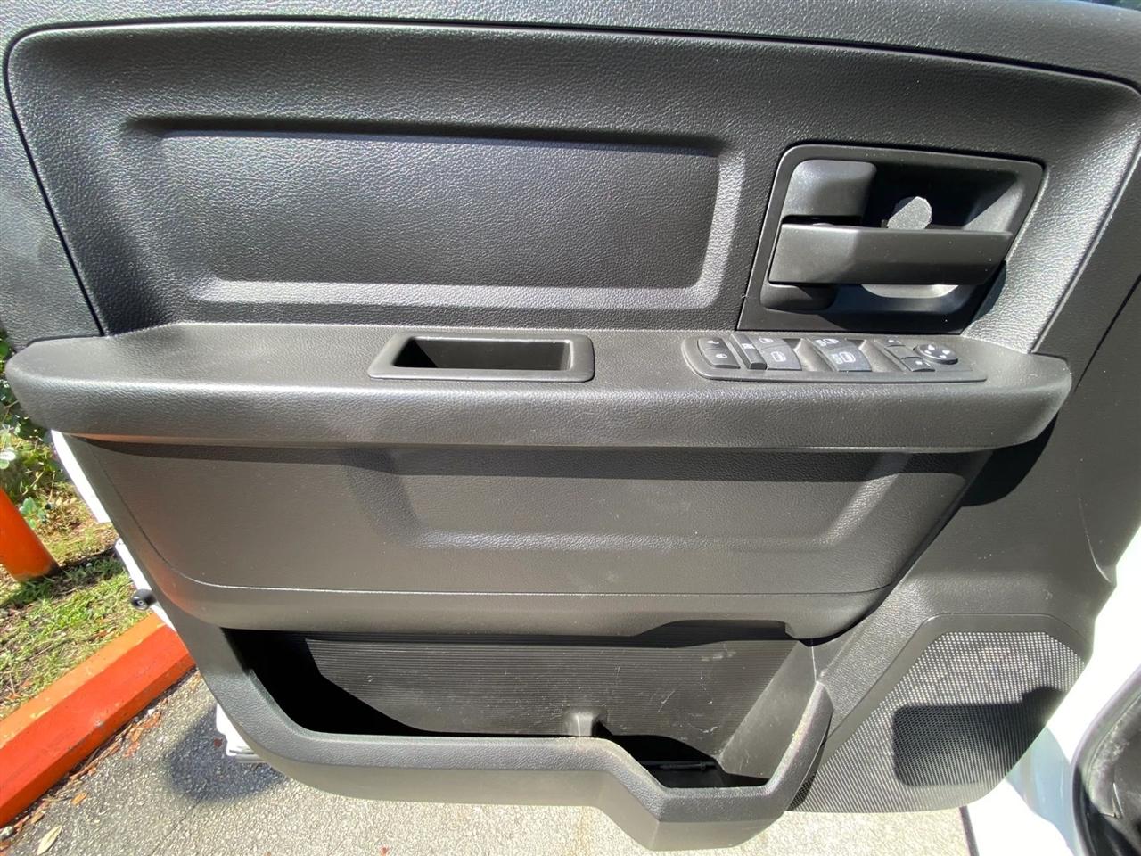 RAM 2500 ST Crew Cab LWB 4WD 2018