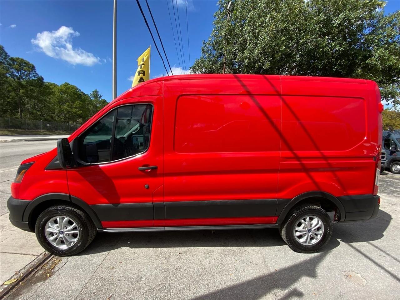 Ford Transit 250 Van Med. Roof w/Sliding Pass. 130-in. WB 2021