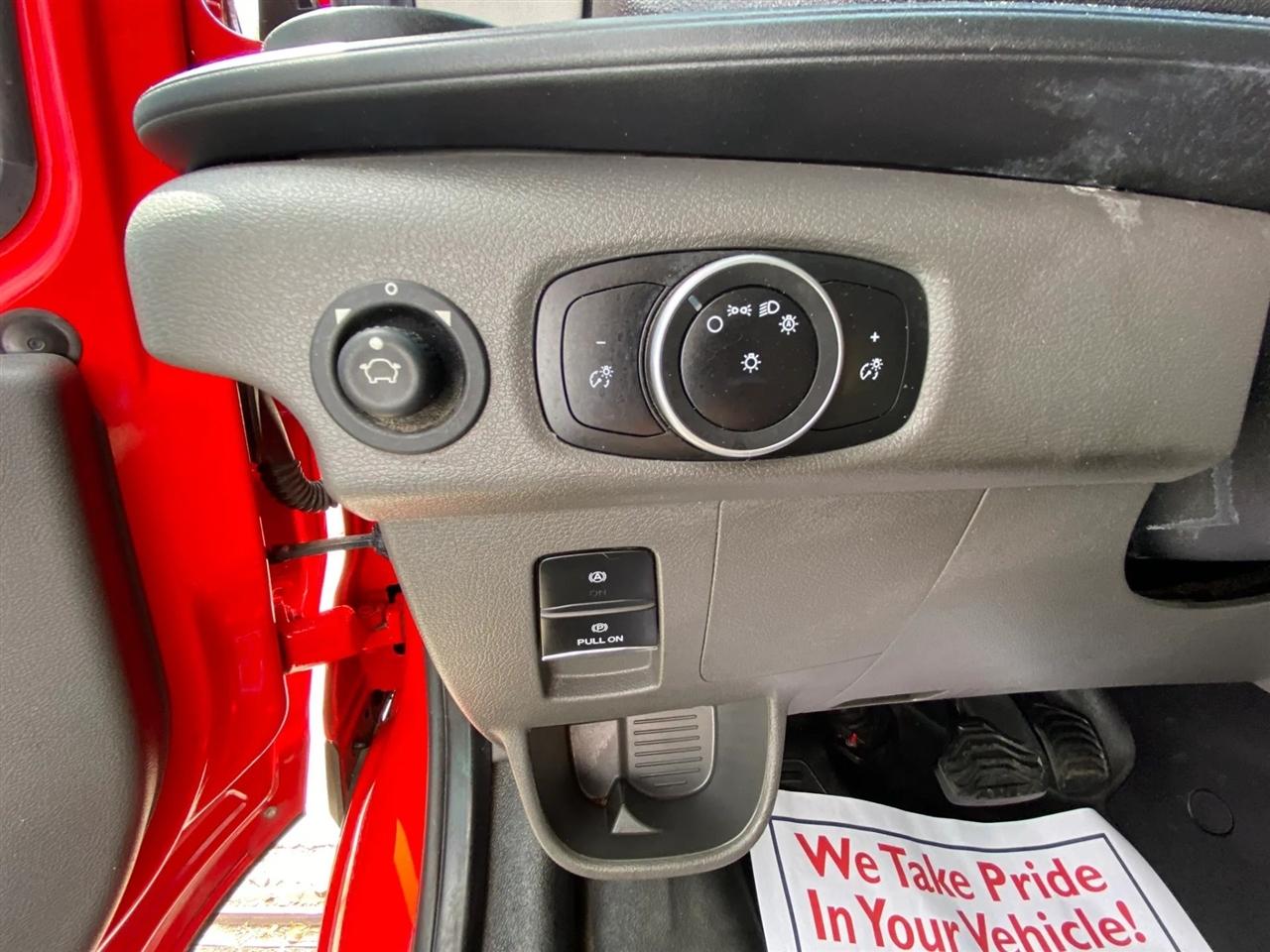 Ford Transit 250 Van Med. Roof w/Sliding Pass. 130-in. WB 2021