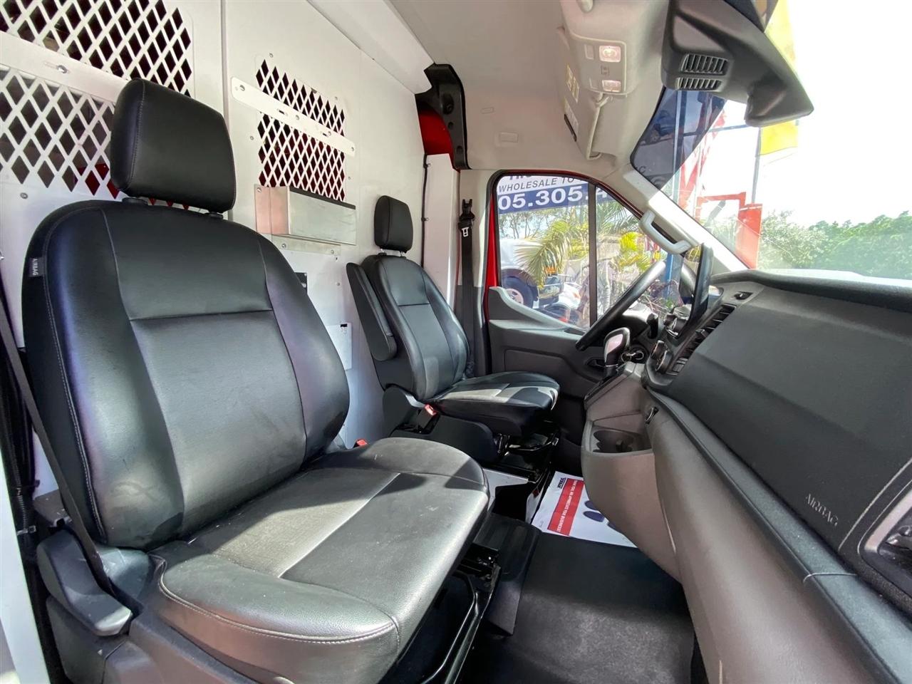 Ford Transit 250 Van Med. Roof w/Sliding Pass. 130-in. WB 2021