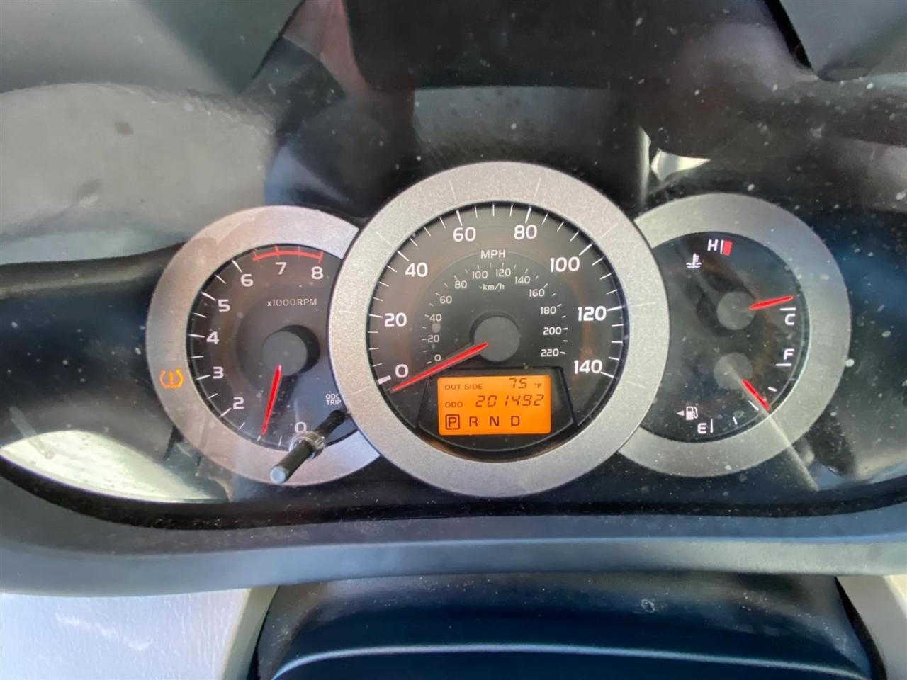 Toyota RAV4 Base I4 4WD 2007