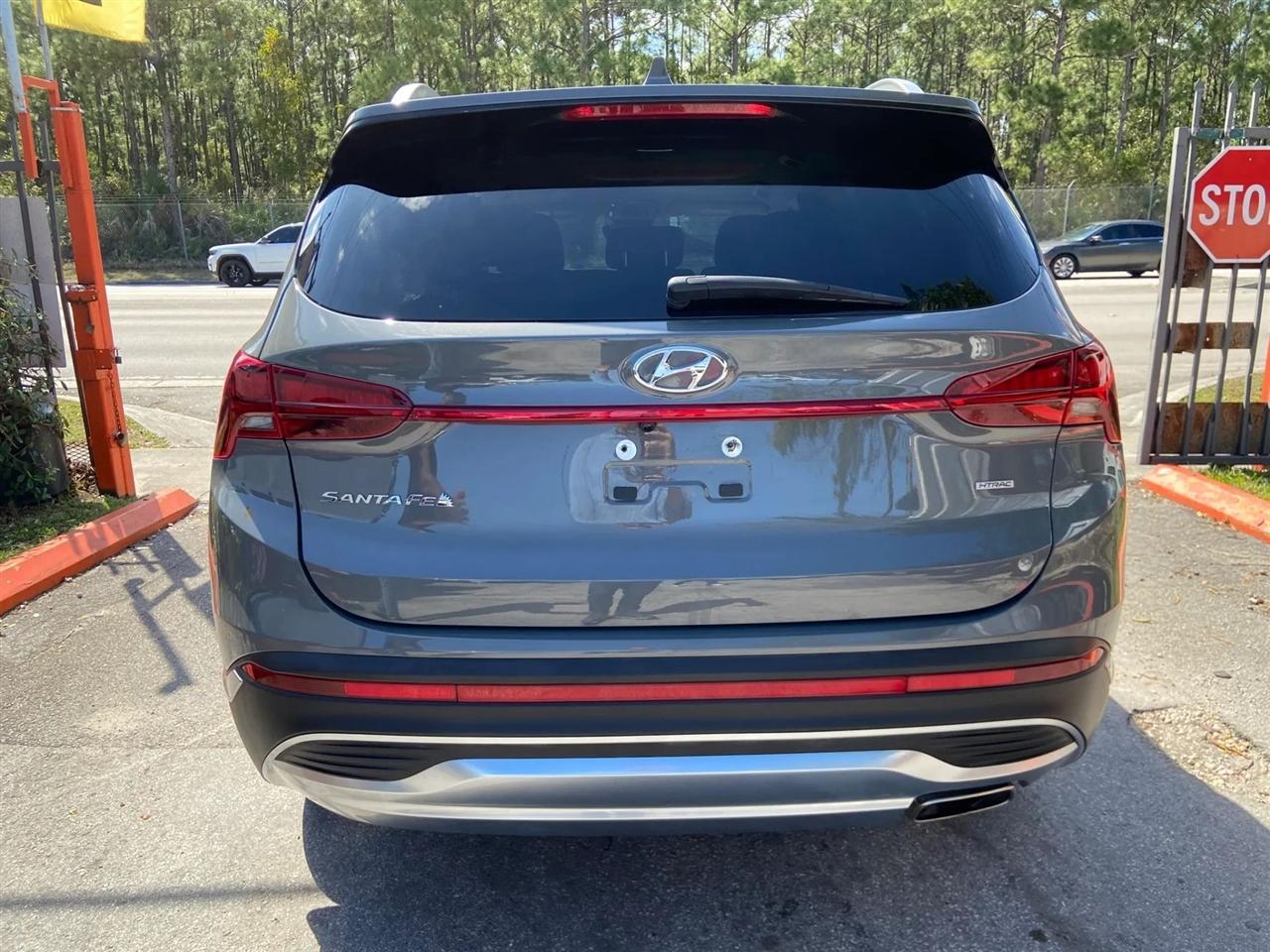 Hyundai Santa Fe SEL AWD 2022