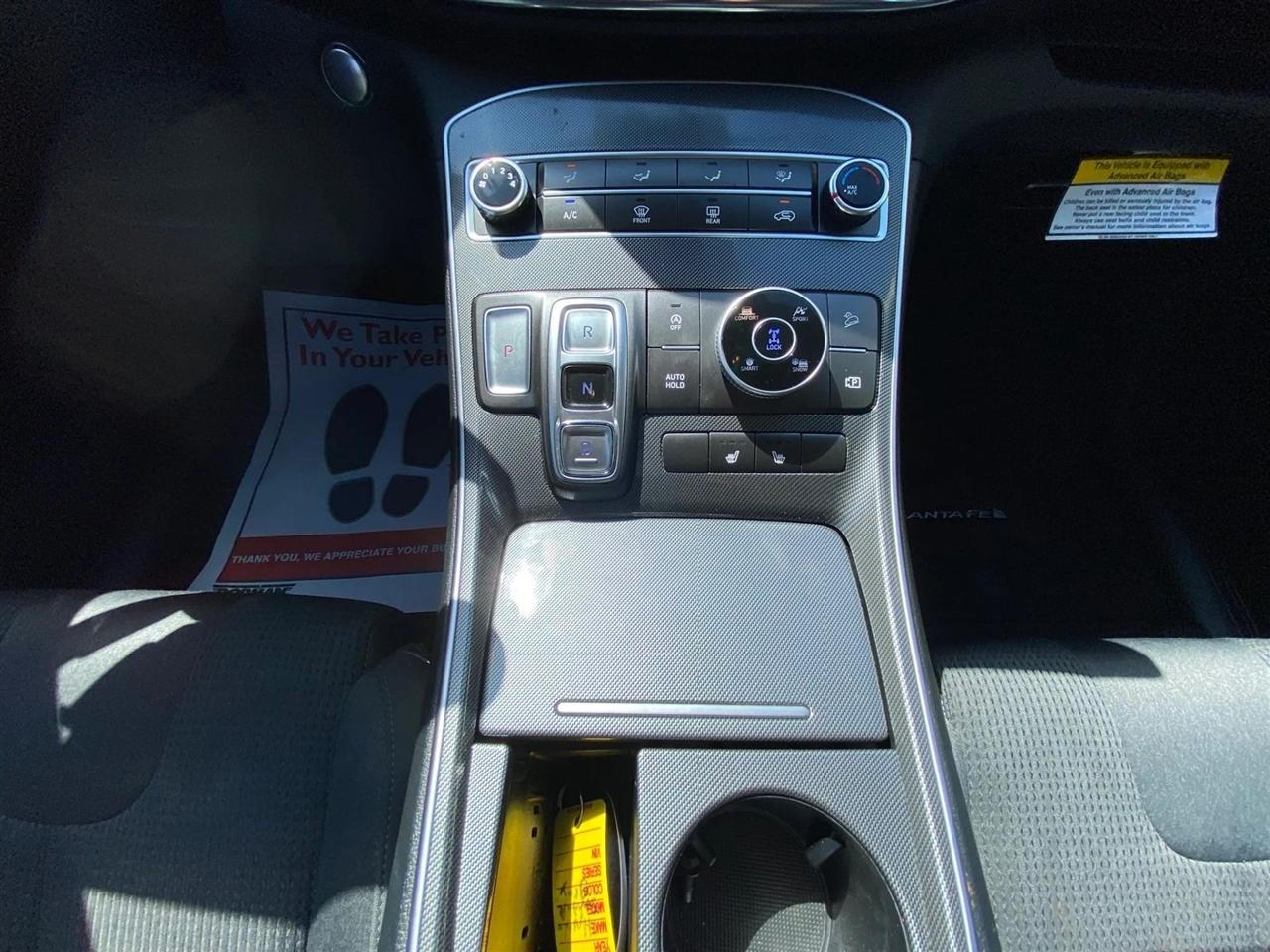 Hyundai Santa Fe SEL AWD 2022