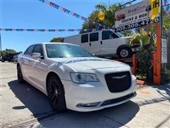 2017 Chrysler 300 