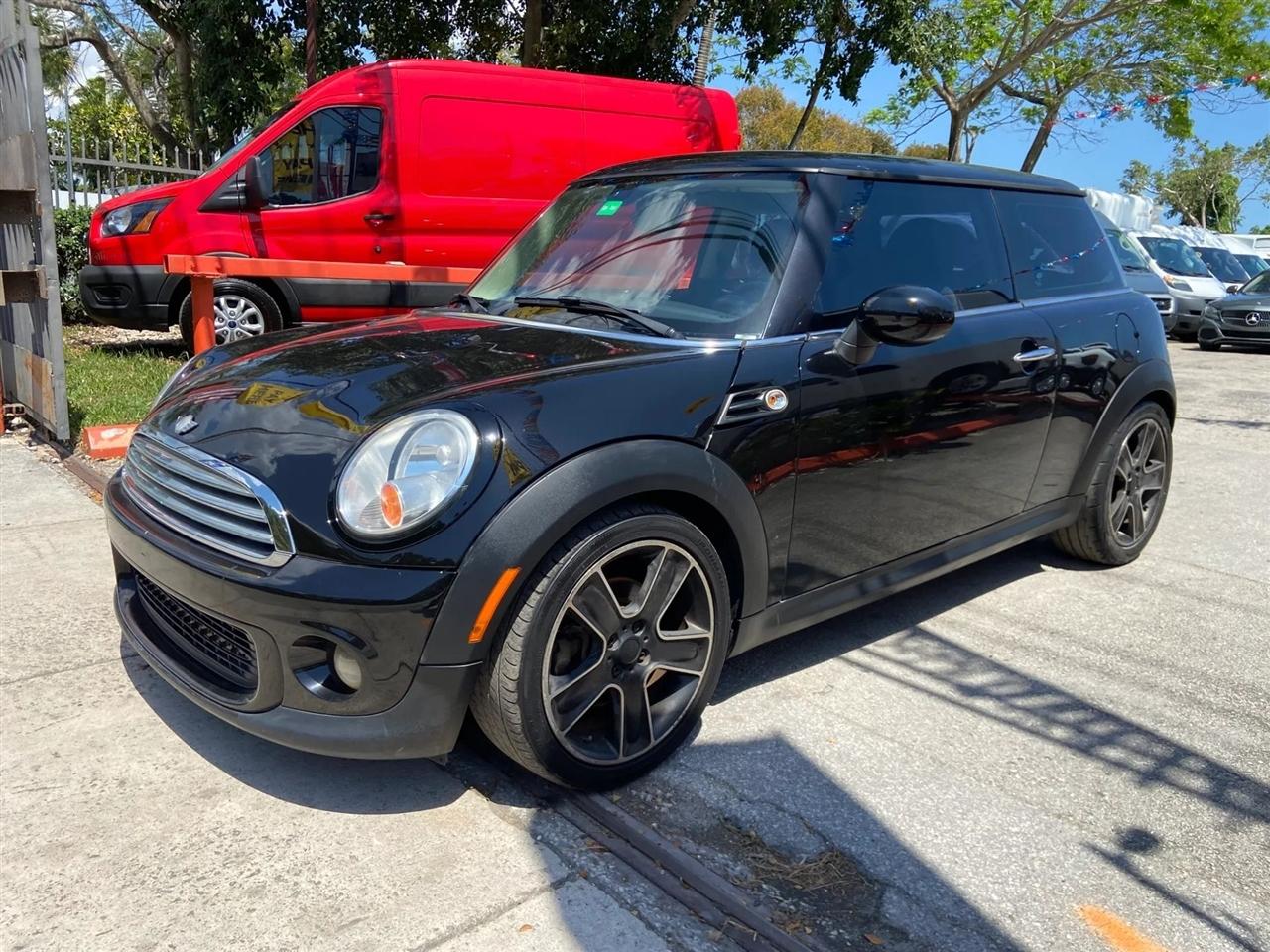 MINI Cooper Base 2013