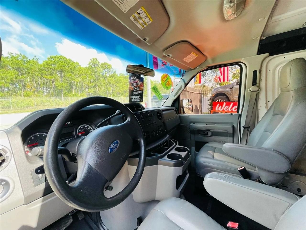 Ford Econoline E-150 2013