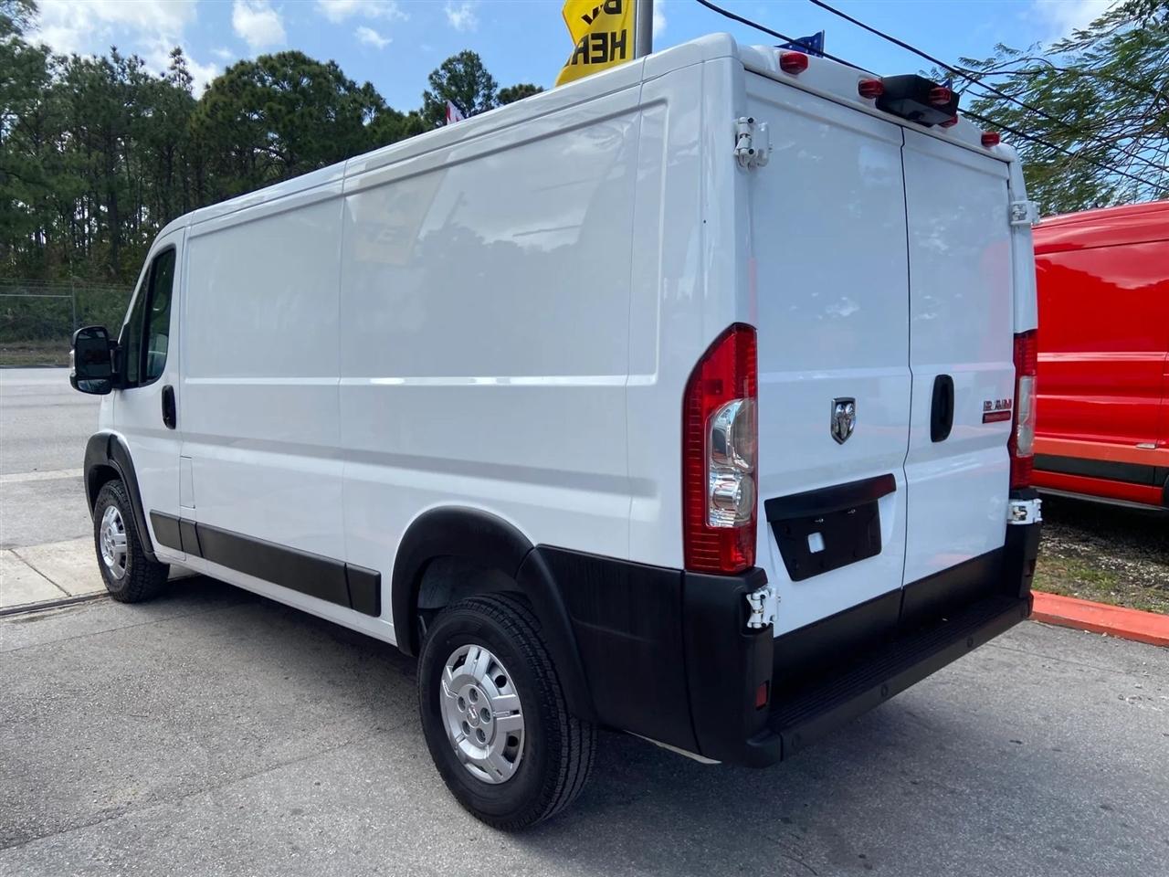 RAM Promaster 1500 Low Roof Tradesman 136-in. WB 2019