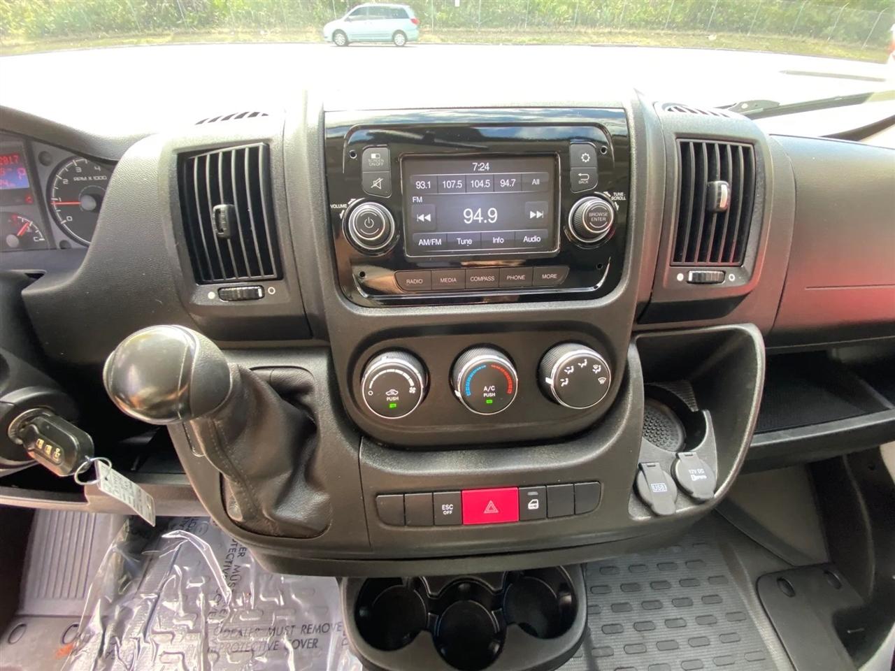 RAM Promaster 1500 Low Roof Tradesman 136-in. WB 2019