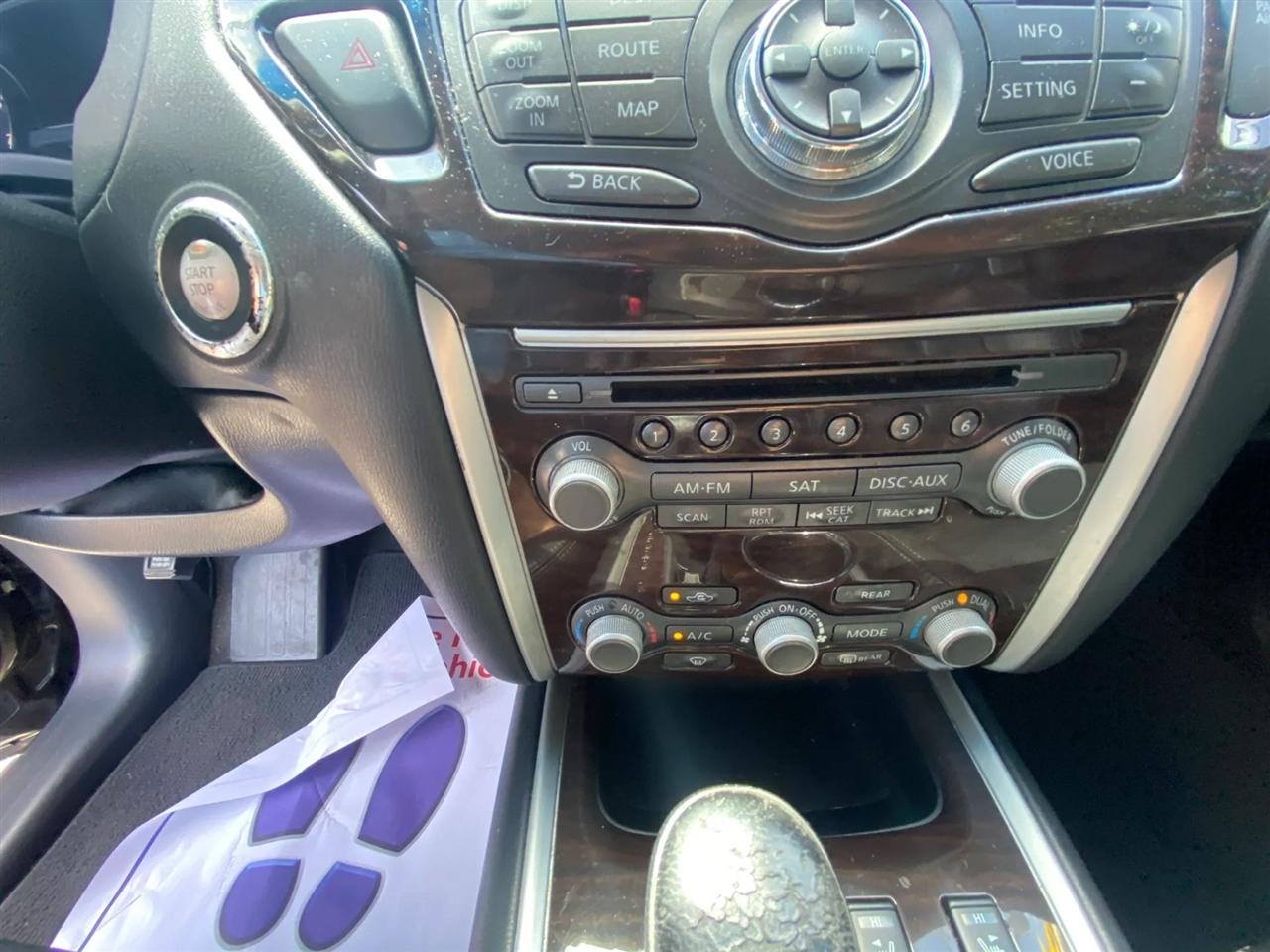 Nissan Pathfinder SL 2WD 2014