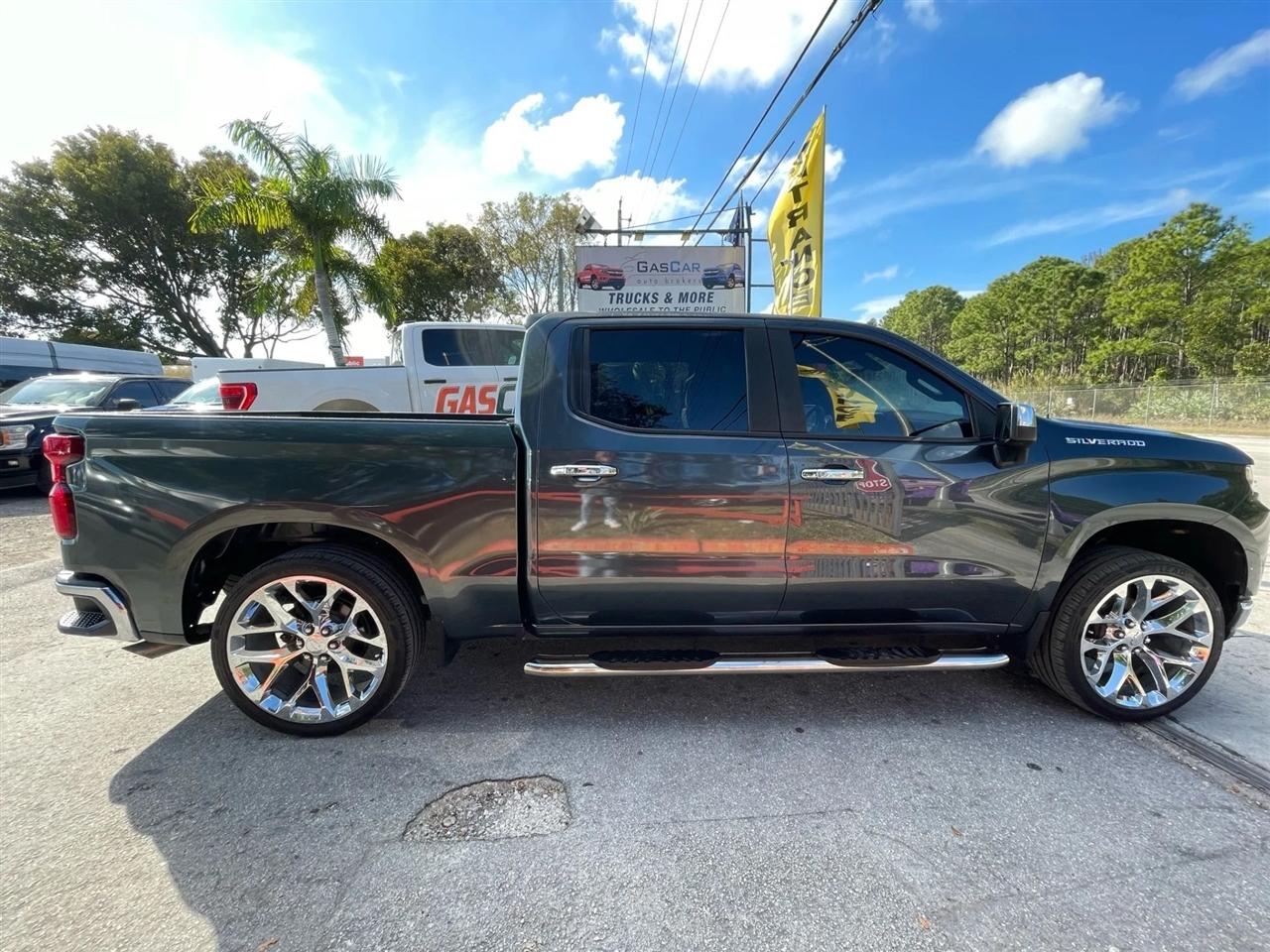 Chevrolet Silverado 1500 LT Crew Cab 2WD 2019