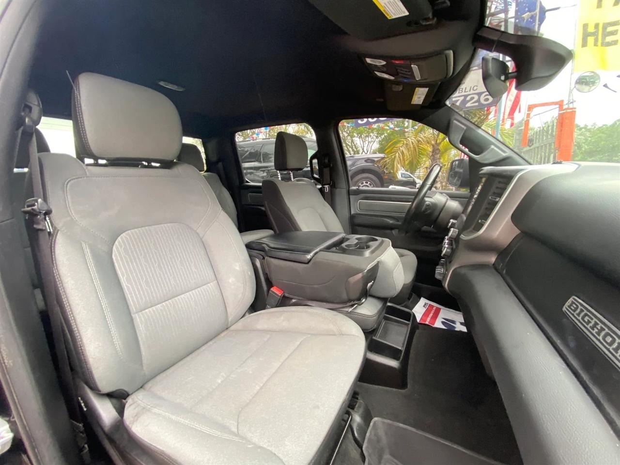 RAM 1500 Big Horn Crew Cab LWB 4WD 2022