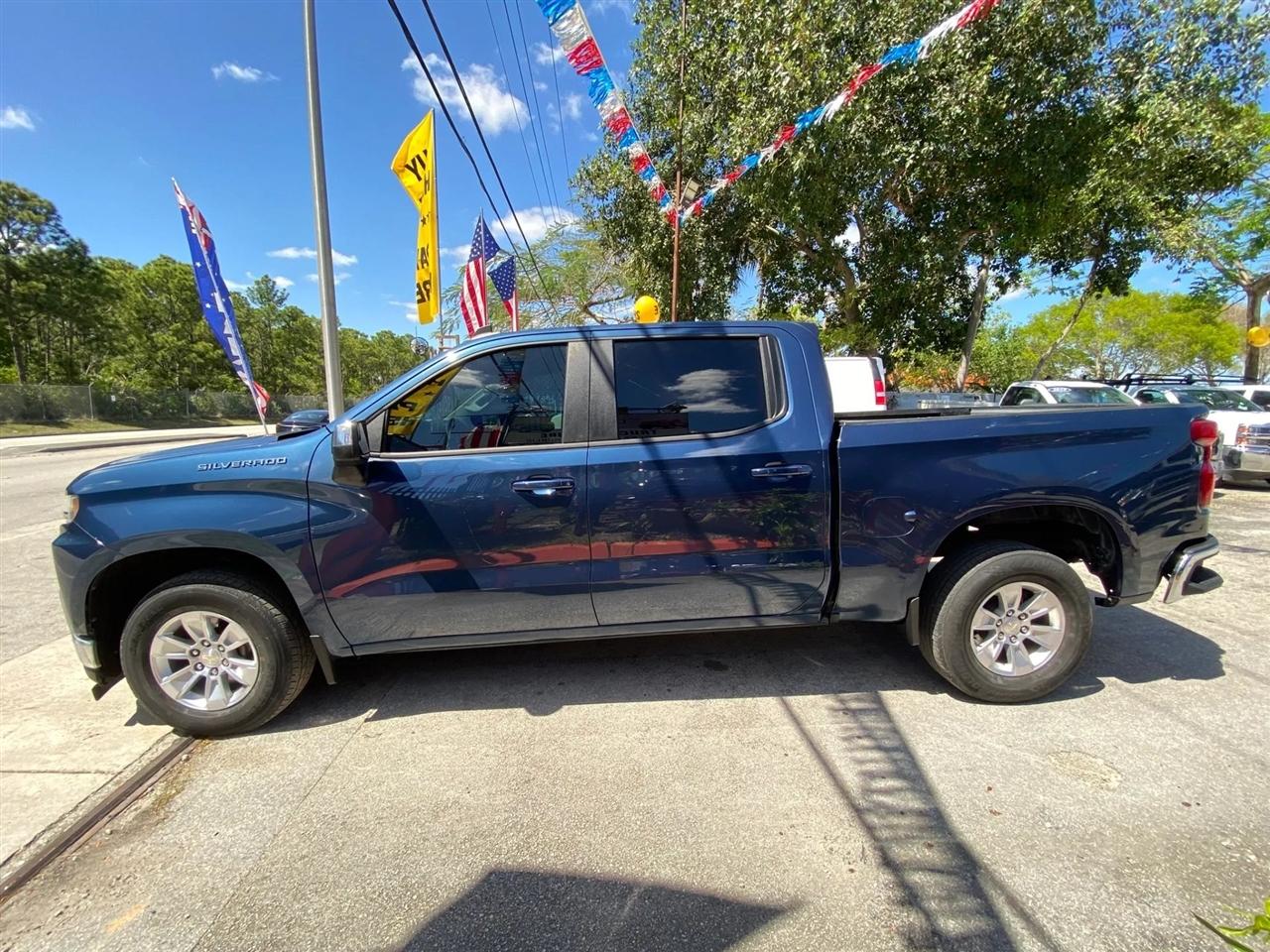 Chevrolet Silverado 1500 LT Crew Cab 2WD 2019