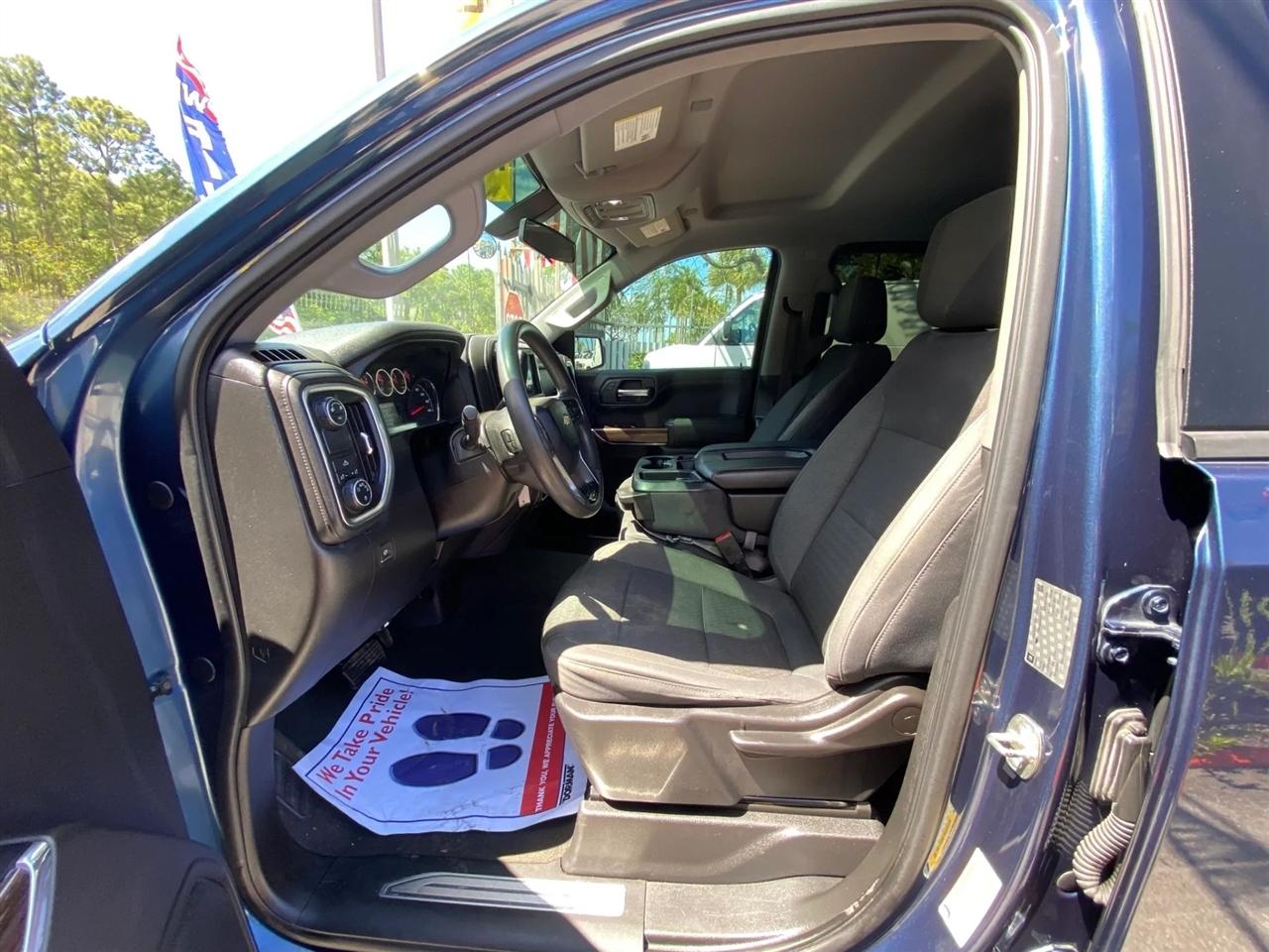 Chevrolet Silverado 1500 LT Crew Cab 2WD 2019