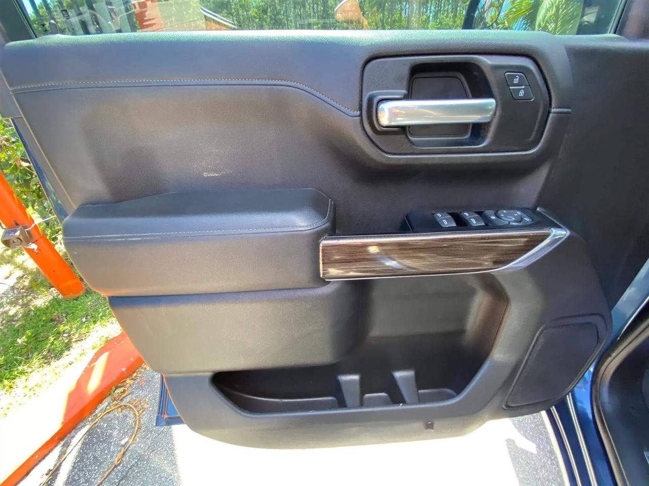 Chevrolet Silverado 1500 LT Crew Cab 2WD 2019