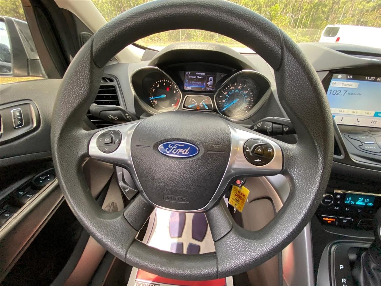 Ford Escape SE FWD 2016