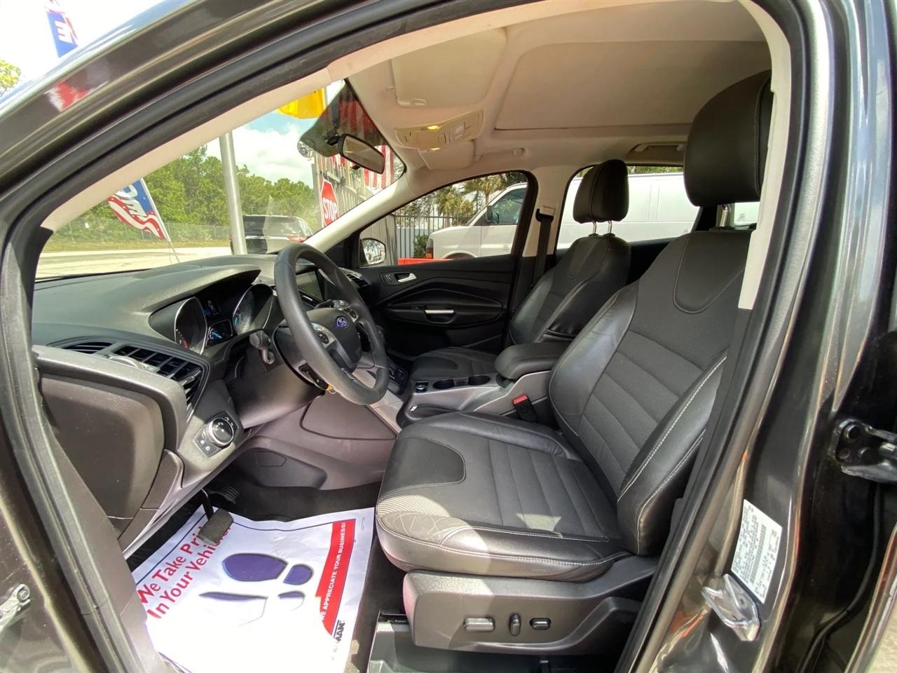 Ford Escape SE FWD 2016