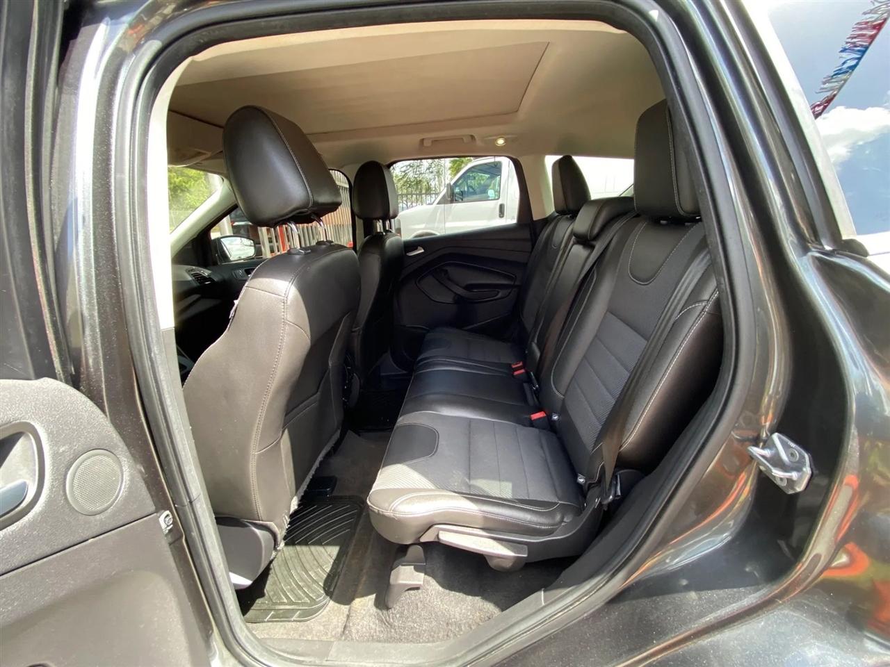 Ford Escape SE FWD 2016