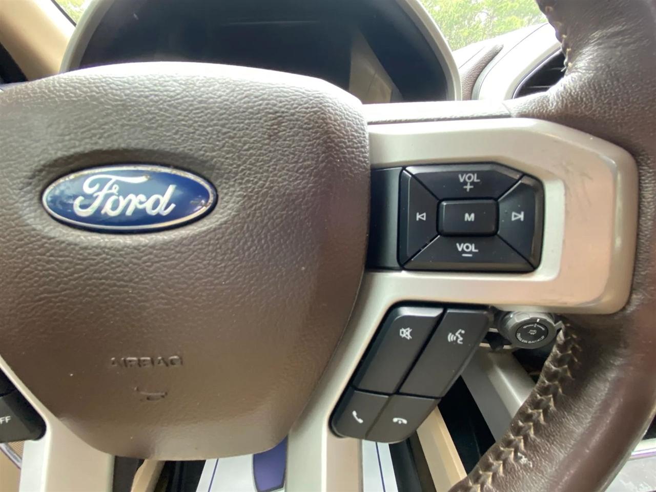 Ford F-150 Lariat SuperCrew 5.5-ft. Bed 4WD 2019