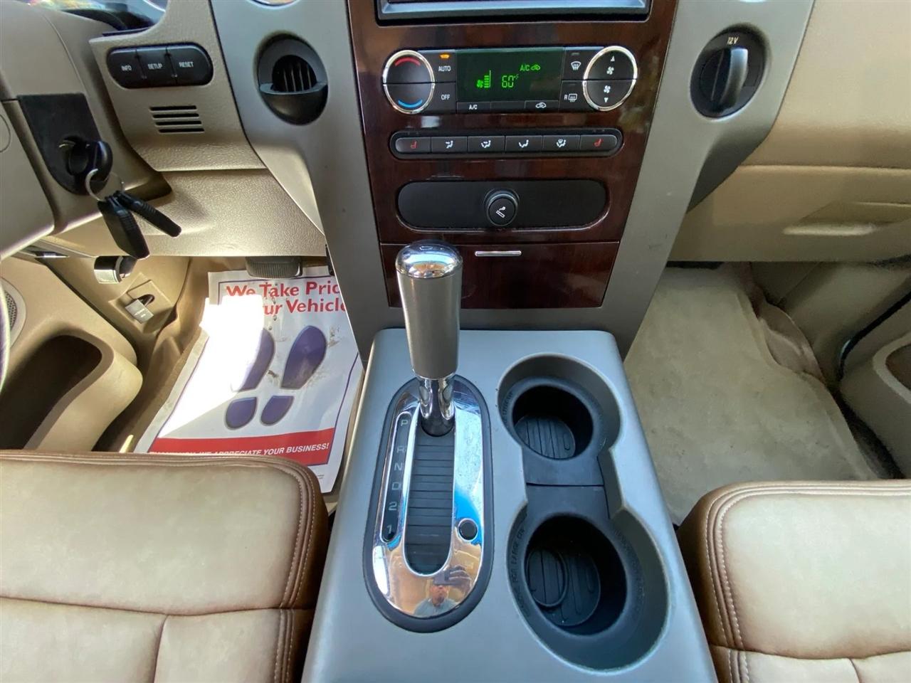 Ford F-150 Lariat SuperCrew 2WD 2008