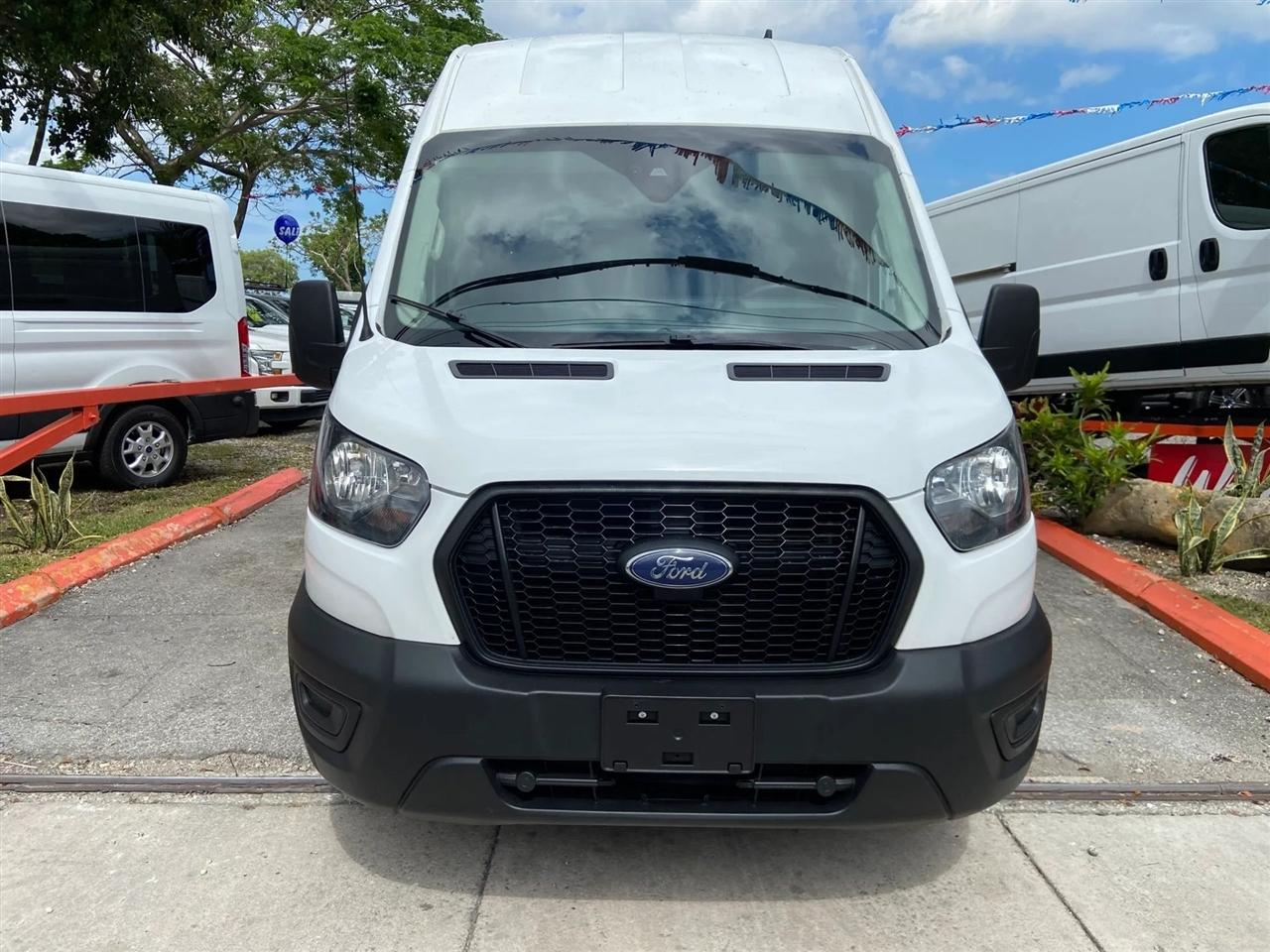 Ford Transit 250 Van High Roof w/Sliding Pass. 148-in. WB EL 2022