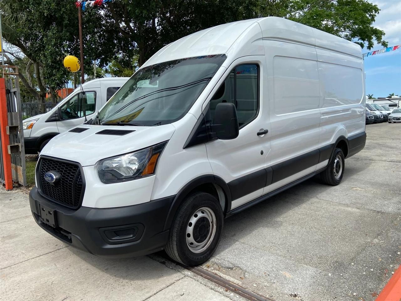 Ford Transit 250 Van High Roof w/Sliding Pass. 148-in. WB EL 2022
