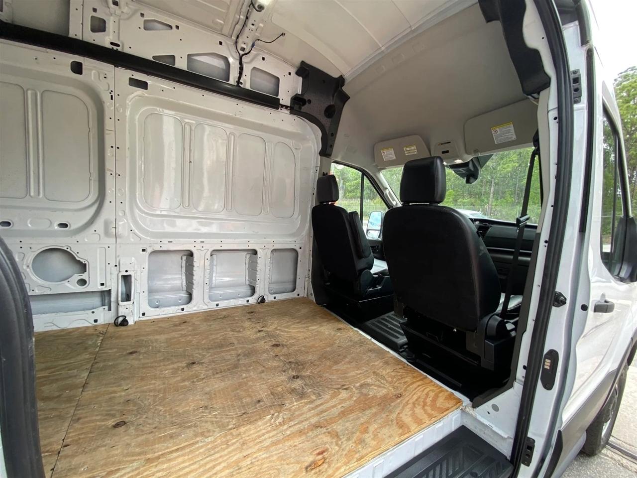 Ford Transit 250 Van High Roof w/Sliding Pass. 148-in. WB EL 2022