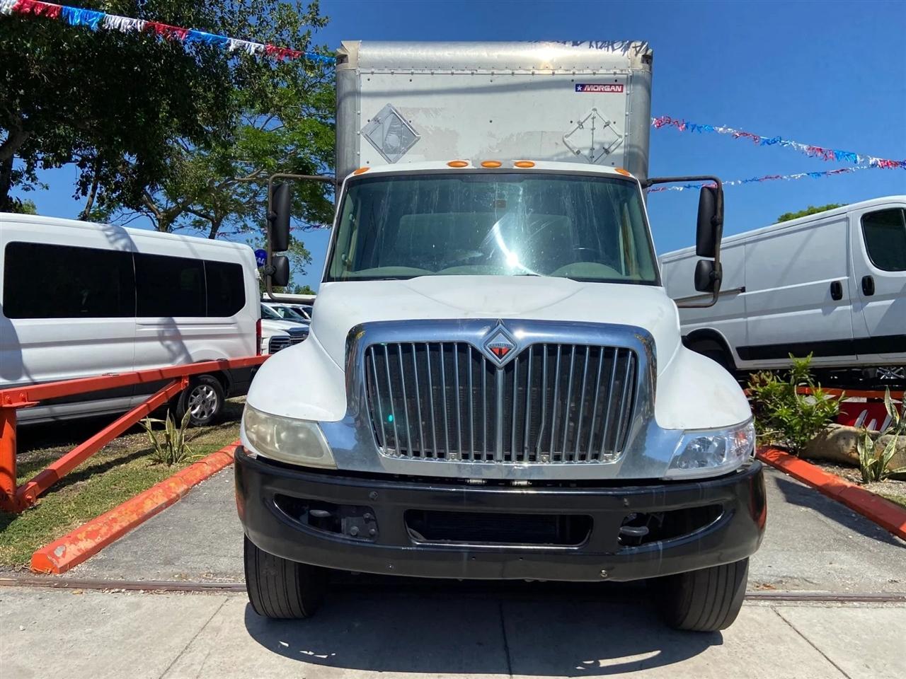 International 4300  2018