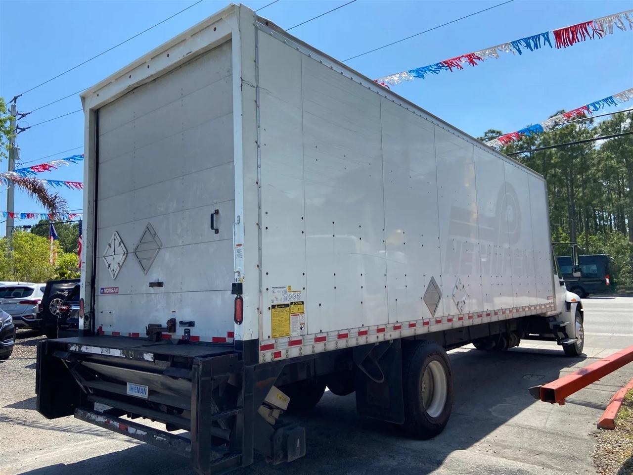 International 4300  2018