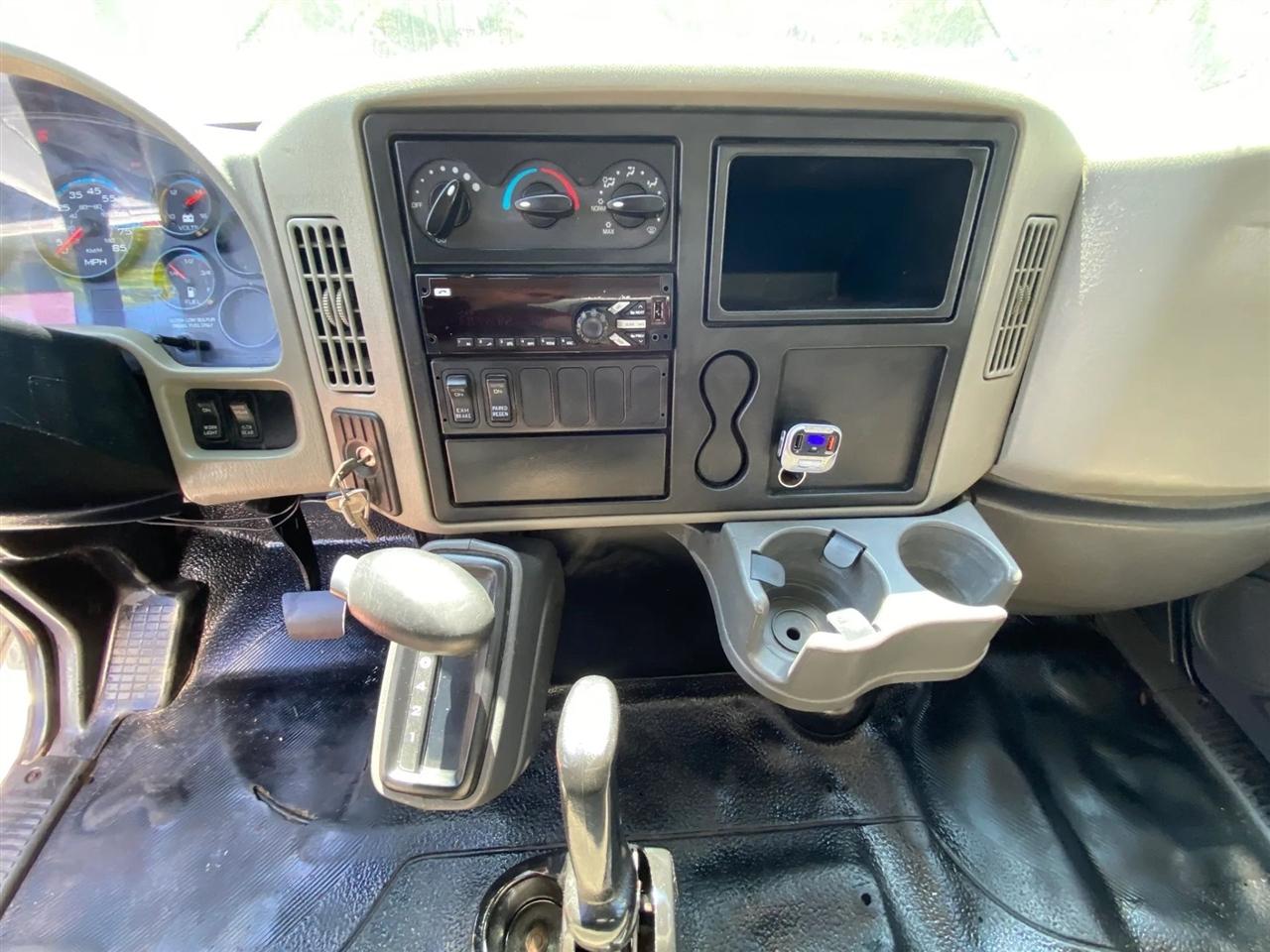 International 4300  2018