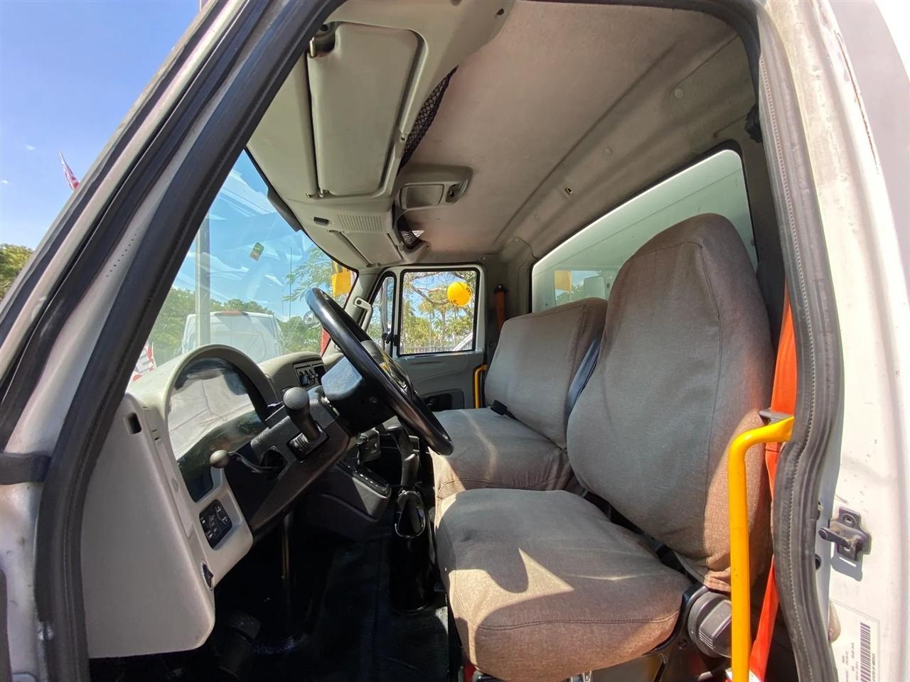 International 4300  2018